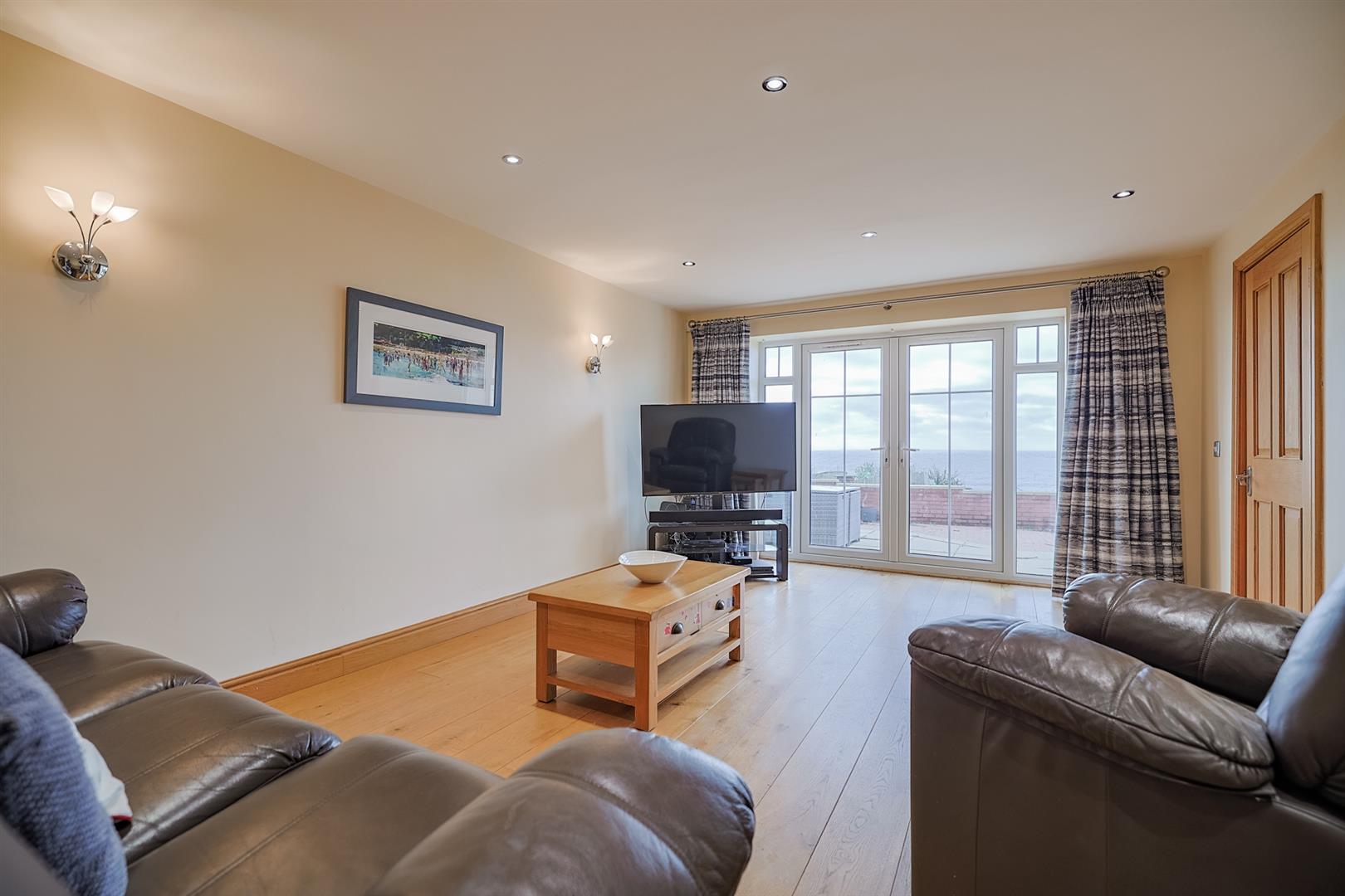 Seascape, Horton, Swansea, SA3 1LB